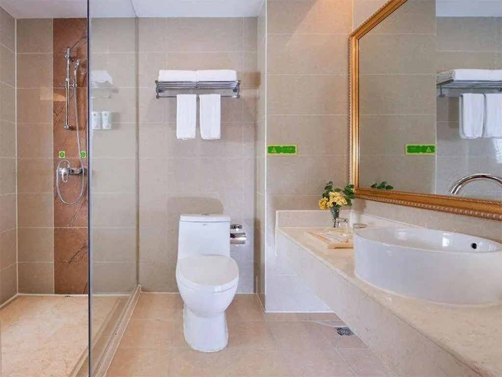 Vienna Hotel Shenzhen International Exhibition Center Fuhai Qiaotou
