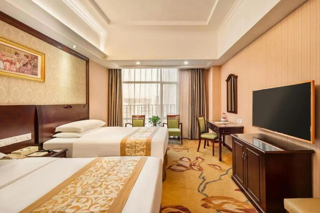 Vienna Hotel Shenzhen International Exhibition Center Fuhai Qiaotou