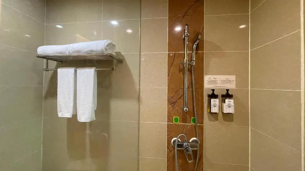 Vienna Hotel Shenzhen International Exhibition Center Fuhai Qiaotou