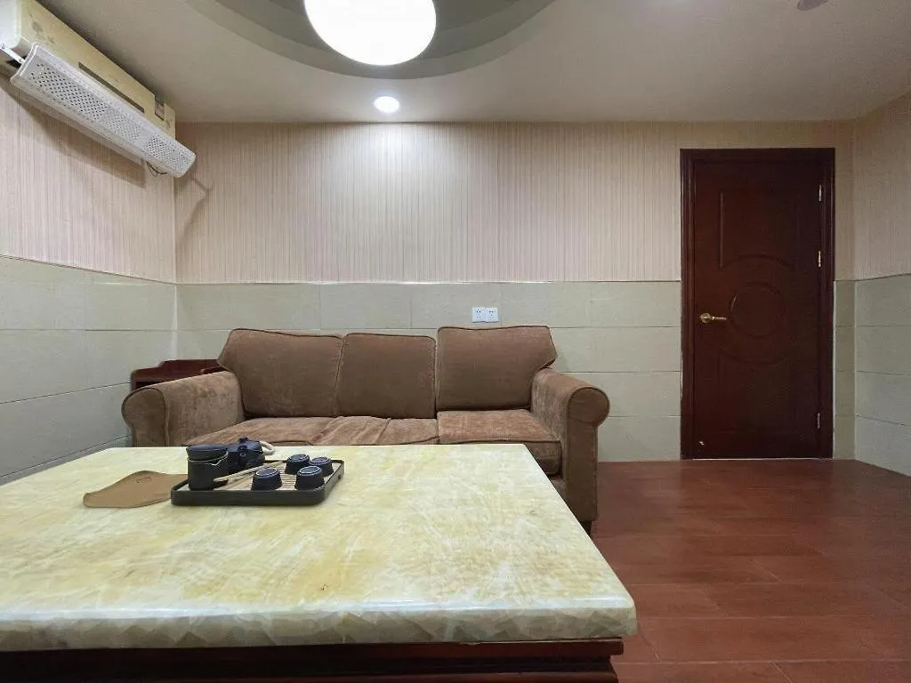 Vienna Hotel Shenzhen International Exhibition Center Fuhai Qiaotou 3*,  China