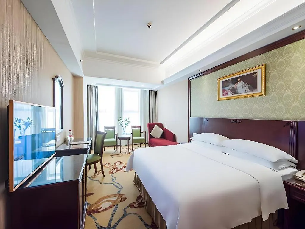 Vienna Hotel Shenzhen International Exhibition Center Fuhai Qiaotou