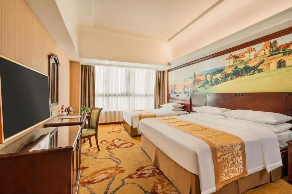 Vienna Hotel Shenzhen International Exhibition Center Fuhai Qiaotou
