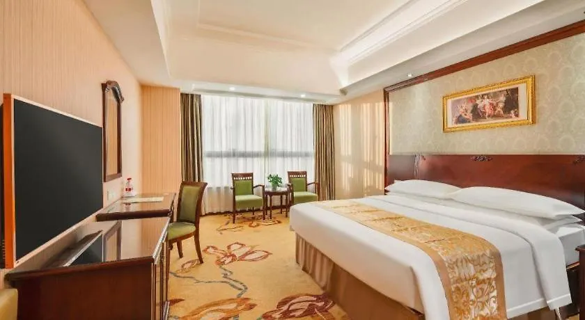 Vienna Hotel Shenzhen International Exhibition Center Fuhai Qiaotou China